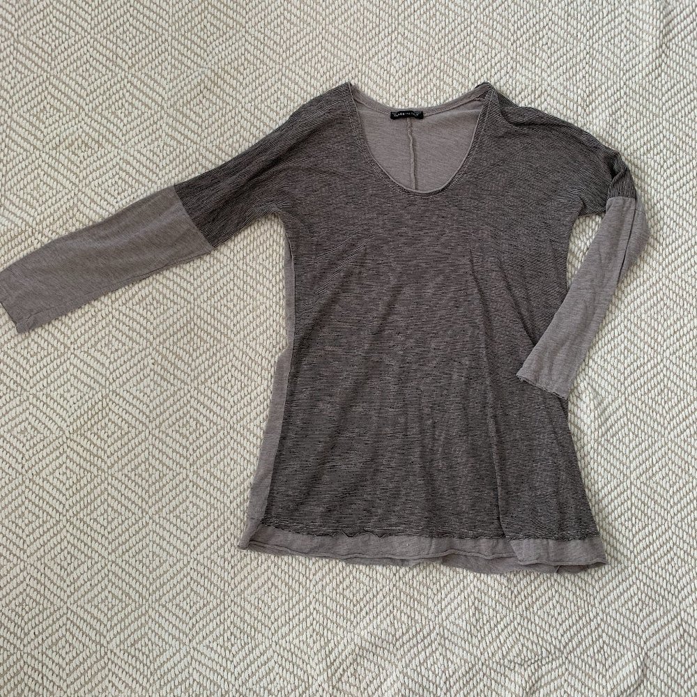 Women's M Long-Sleeved Shirt